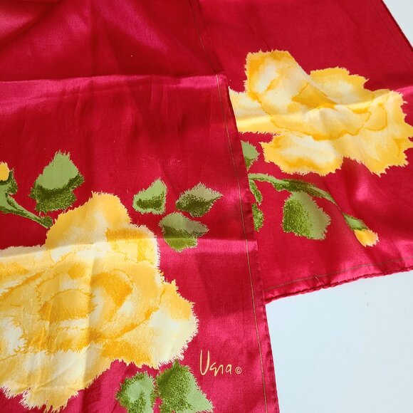 Usna red long scarf with yellow roses. - Picture 1 of 7